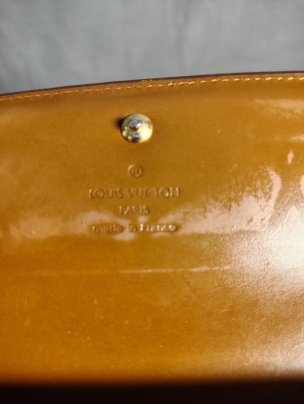 Louis Vuitton Metallic Gold Vernis Top-Handle Bag with Matching Wallet - Picture 10 of 13